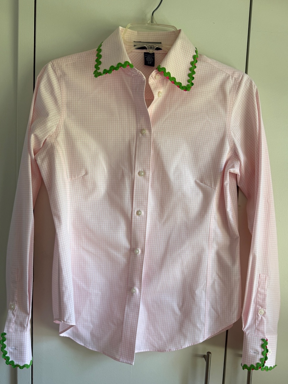 NWOT PearlyVine Ballet Pink Gingham RicRac Button Down LS Shirt, S, MSRP $139 - Picture 4 of 13
